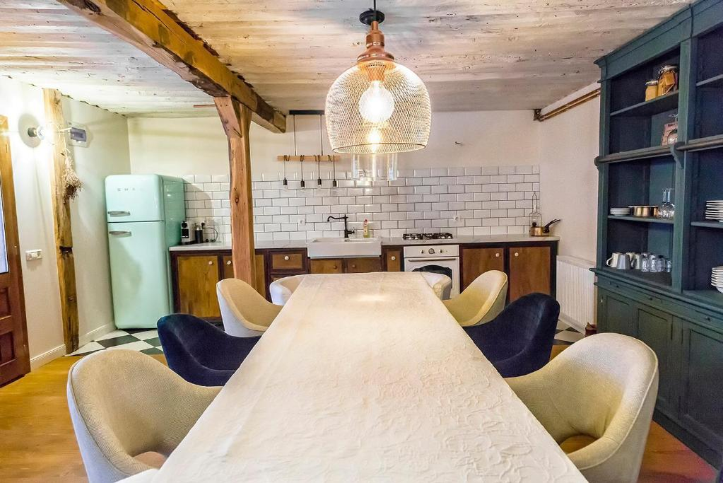„Casa dintre dealuri”, pensiunea lui Nicolai Tand din Maramureș /Foto: Booking
