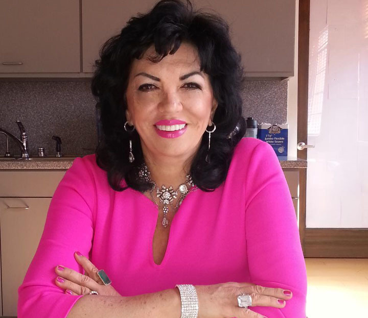 Carmen Harra, dezvăluiri despre bărbatul din viaţa ei: El e francez, este genul meu“