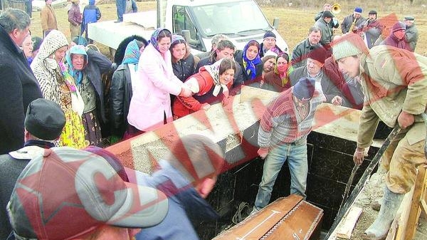 Judecatorul rromilor, inmormantat cu ceas de aur la mana