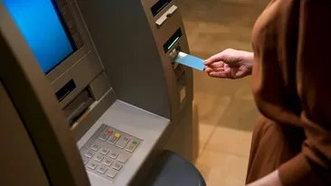 Câți bani trebuie să ții, de fapt, în contul de la bancă. Experții au dat verdictul