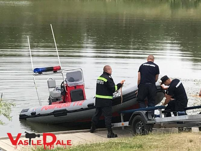 Tânărul a fost găsit fără suflare, în apele lacului