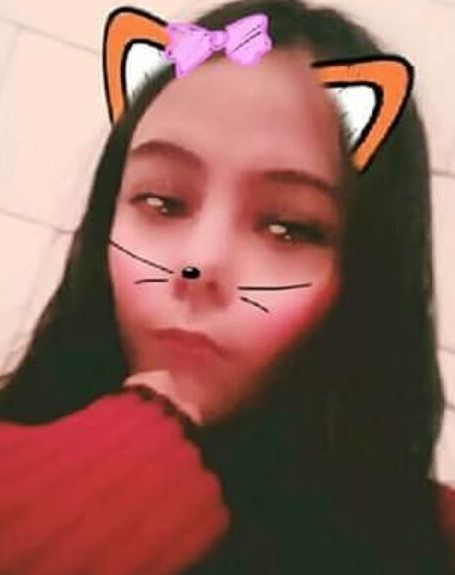 Eliza este foarte activă pe reţelele de socializare