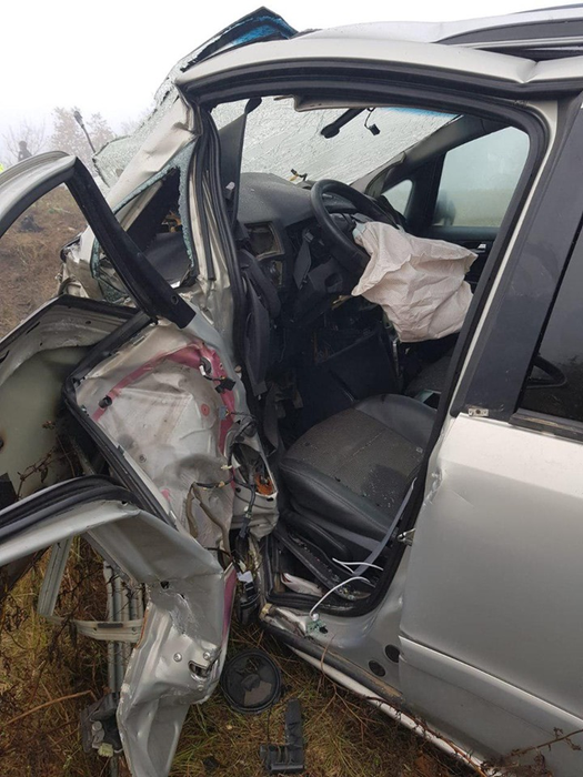 Veste cumplită în lumea mondenă! Inna, o cunoscută bloggeriţă, a murit într-un accident înfiorător. Impactul a fost nimicitor și pentru șoferi, iar un bărbat s-a ales cu răni grave