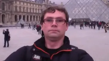 El este Doru de la Bacau! A vrut sa le arate rudelor de la Cluj cat de bine-i merge, dar a ajuns sa rada tot Internetul de el!