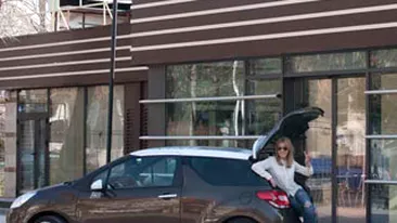 Andreea Ibacka si-a luat masina noua! Crezi ca i se potriveste?