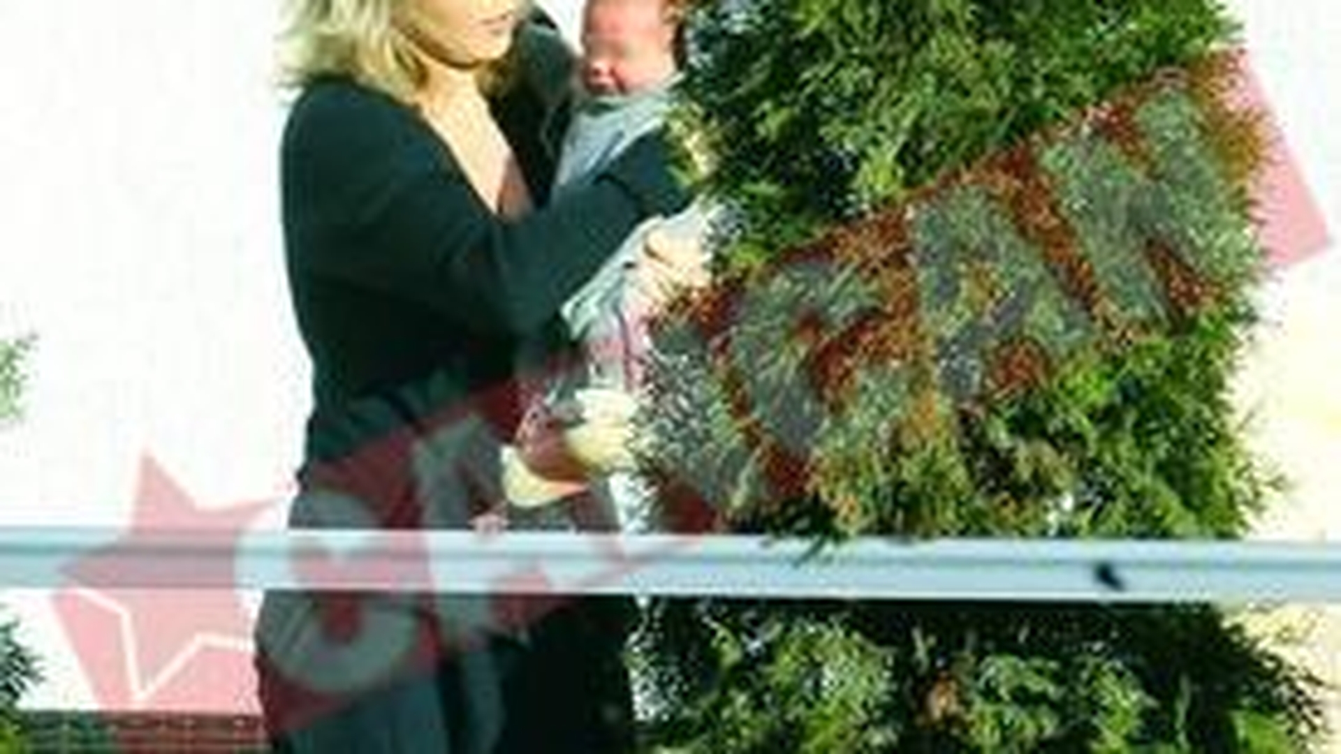 Corina nu a iesit din casa sase saptamani
