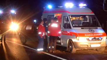 Grav accident în Cluj! Două persoane au murit şi alte două au fost rănite după ce o maşină s-a izbit de un cap de pod