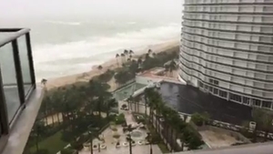 Zgomotul sinistru din timpul uraganului Irma! Oamenii au crezut ca vine sfarsitul lumii VIDEO TERIFIANT