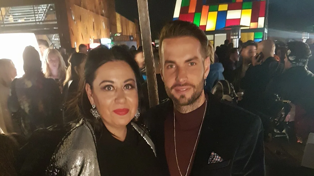 Oana Roman a adoptat o ţinută specială pentru Media Music Awards