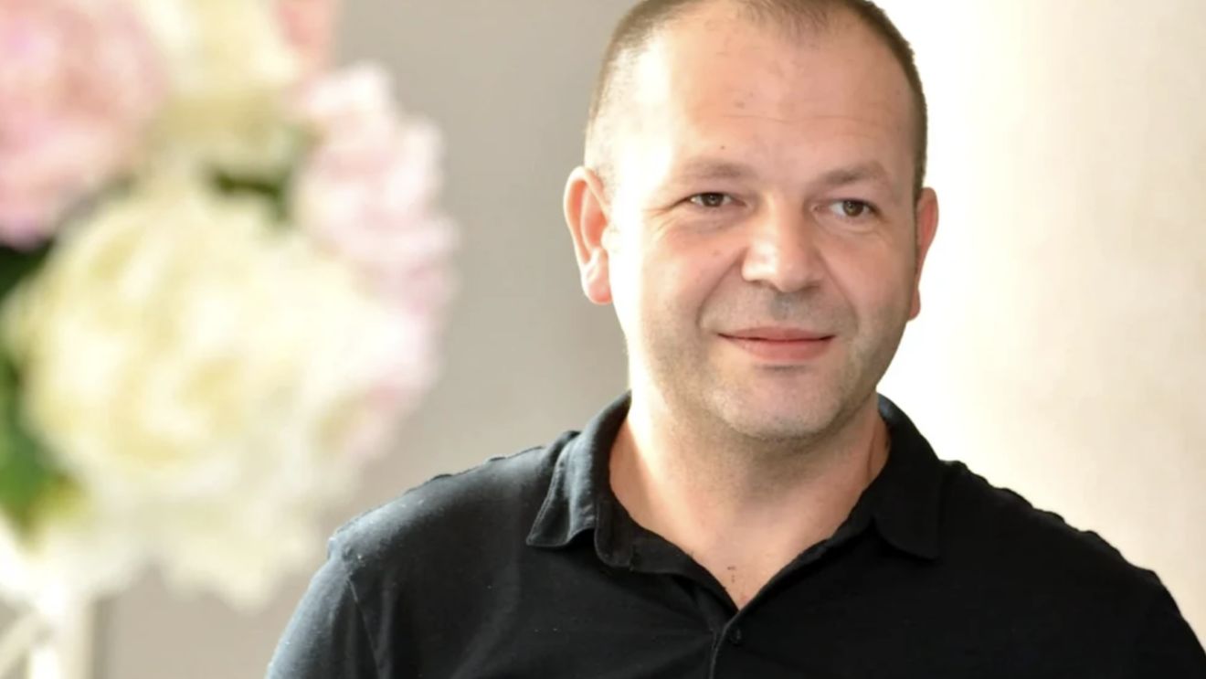 Ipoteza morții tenorului Felician Mureșan, care s-a stins subit în Aeroportul Otopeni. Ultimul lui mesaj