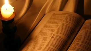 Noul Testament e o minciuna? Un cercetator american spune ca Bibilia e un fals! "Apostolul Petru era analfabet!"