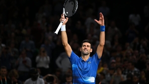 Tenebrele din viața lui Novak Djokovic. Sârbul învins în finală la Wimbledon a avut aventuri cu femei misterioase, deși este însurat