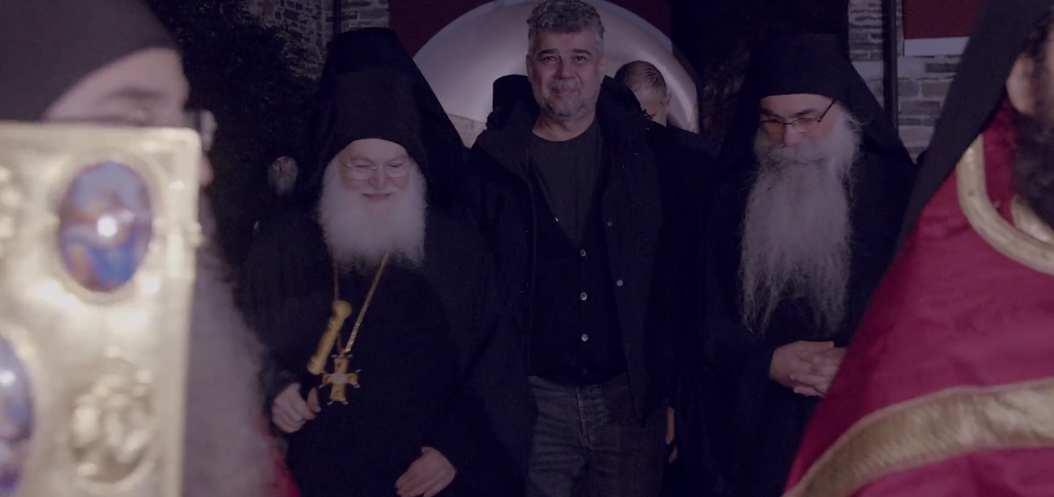 Marcel Ciolacu a plecat la muntele Athos, de ziua lui/ Sursa foto: Captură video orthodoxianewsagency.gr