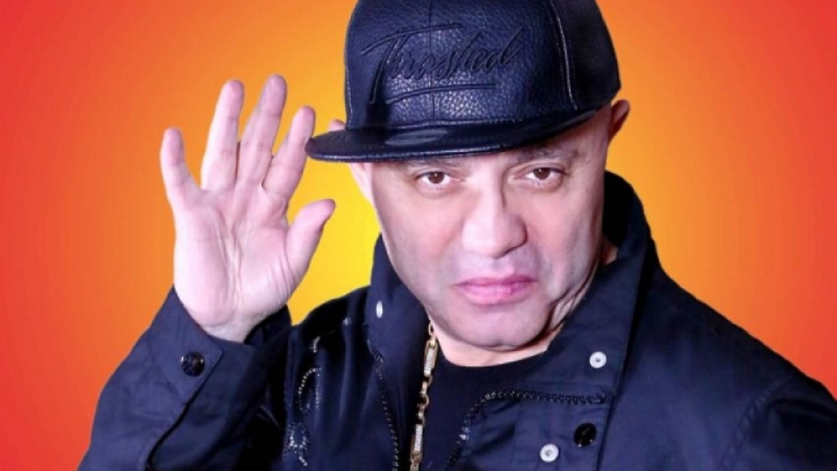 S-a deslușit misterul! De ce și-a tatuat Nicolae Guță numele greșit pe frunte