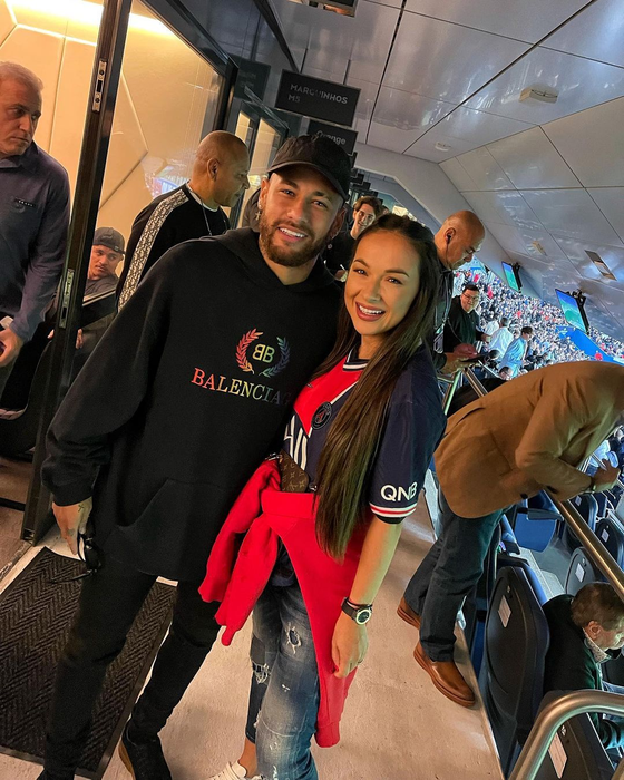 Vlăduța Lupău, dezvăluiri despre întâlnirea cu Neymar la Paris! „Nu mi-a venit să cred că e adevărat”