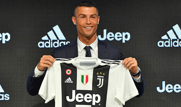 Ce mașină i-a pus la dispoziție Juventus lui Cristiano Ronaldo! Atacantul a făcut, deja, primul antrenament sub comanda lui Max Allegri