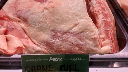Cu cât a ajuns să se vândă kilogramul de miel în Cluj-Napoca! Românii au crezut că este o eroare