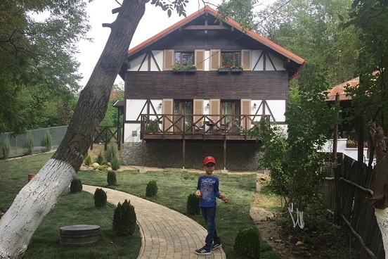 Visul Violetei a fost împlinit de echipa “Visuri la cheie”, dar femeia s-a stins la scurt timp după ce şi-a văzut fii în noua lor casă