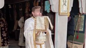 Un preot din Constanța se zbate între viață și moarte, după ce a înghițit o substanță toxică. Șansele de supraviețuire sunt minime