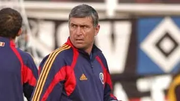 Detalii socante despre dezmatul din Serbia! Scandalul care va arunca in aer federatia! Vezi ce oficial FRF le-ar fi adus bautura juniorilor under 19!