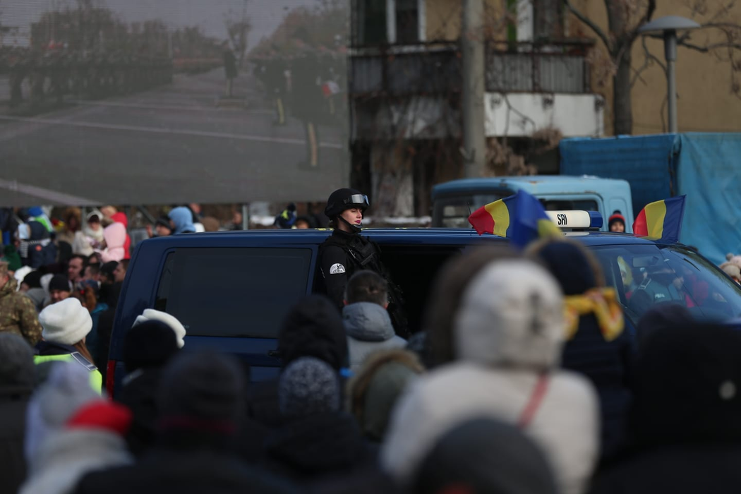 CANCAN.ro transmite LIVE de la mega-parada Centenarului. La mulți ani, România!