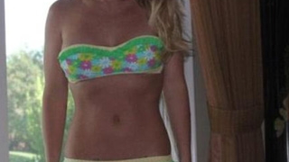 Britney Spears a slabit? Uite cum arata artista in costum de baie, bucurandu-se de soare: "Nu vreau sa se termine vara"