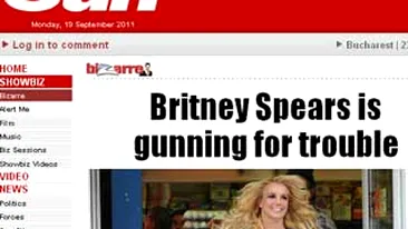 Britney Spears jefuieste magazine cu pistolul in mana si cu zambetul pe buze!