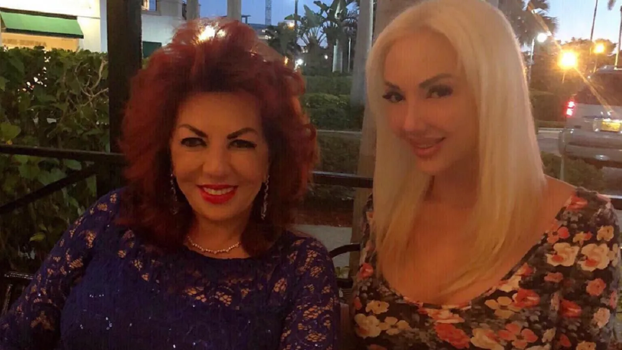 Din ce face bani Alexandra Harra, fiica faimoasei prezicătoare. Tânăra i-a dăruit mamei sale, Carmen, o nepoată superbă