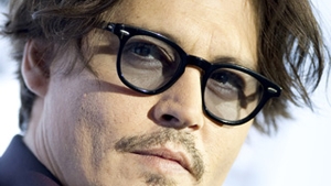 Johnny Depp a fost alcoolic din cauza faimei