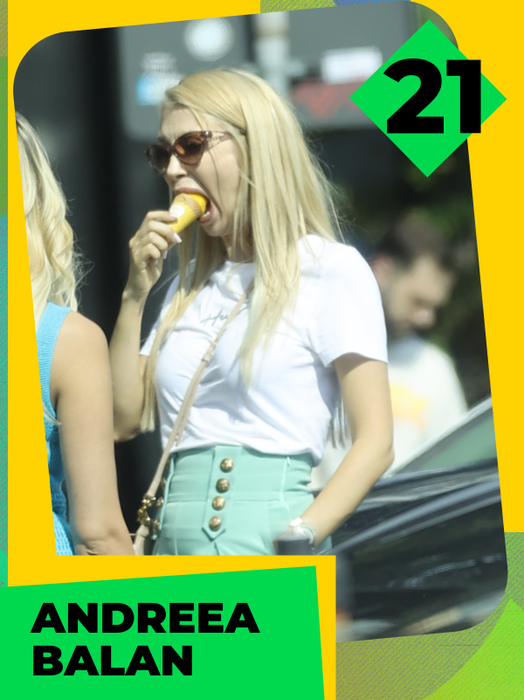 TOP 30 sexy vedete care au făcut show cu frișcă și cu înghețată! Antonia, Delia și Babs nu s-au putut abține! Avem 100 de fotografii de colecție!