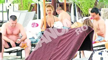 Clanul Doroftei, in formula completa dupa un an. Mosu si-a convins adolescentul rebel sa il insoteasca la mare