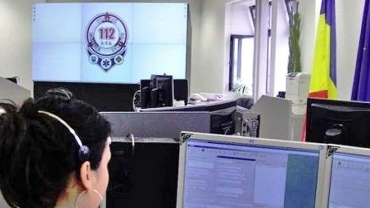 Motivul STUPID pentru care un barbat din Bacau a sunat de 115 ori la 112. A primit o amenda zdravana