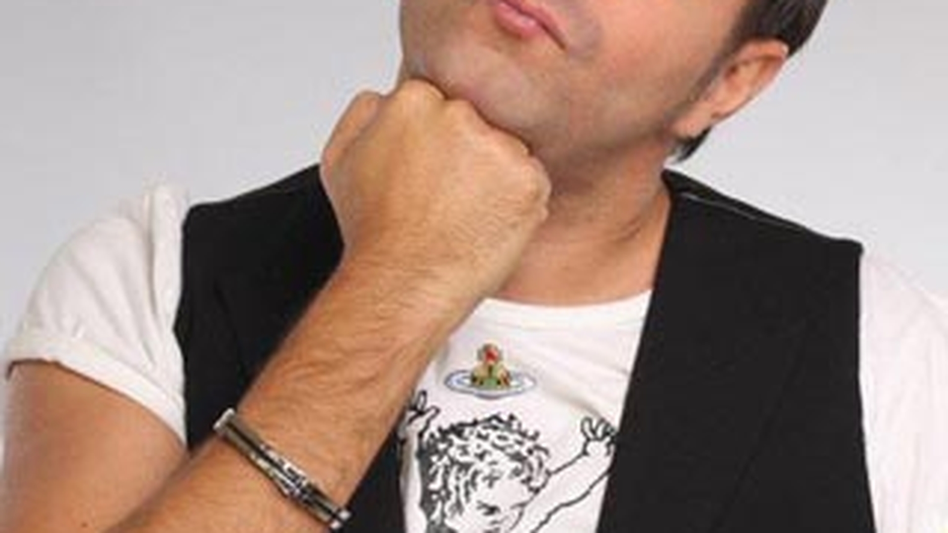 Daniel Buzdugan s-a luat la bataie in plina strada? "As fi preferat o palma, doua decat o bataie ca intre animale" Vezi cum s-a terminat totul