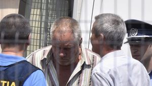 Dovada că asasinul din Caracal a ajuns la ”balamuc”! Cum arată fișa medicală a lui Gheorghe Dincă