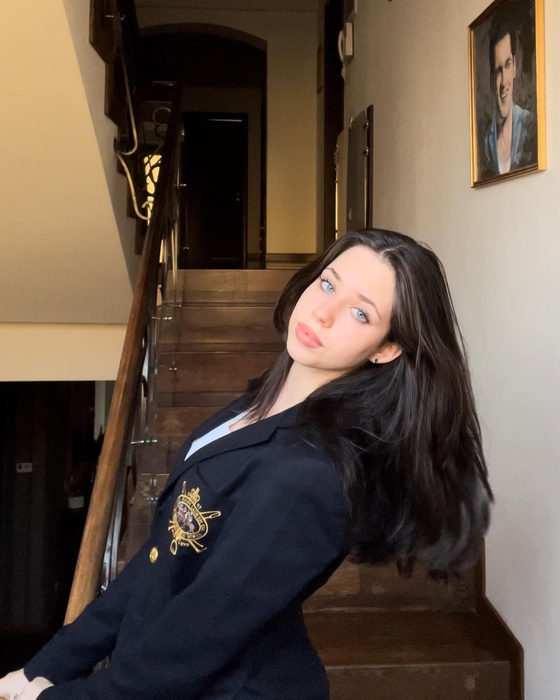 Violeta, o adevărată domnișoară. Cum arată fiica Andreei Marin și a lui Ștefan Bănică Jr. la 15 ani. GALERIE FOTO
