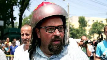 Celebrele războaie uitate ale lui Piedone cu căruțașii din România anilor 2000