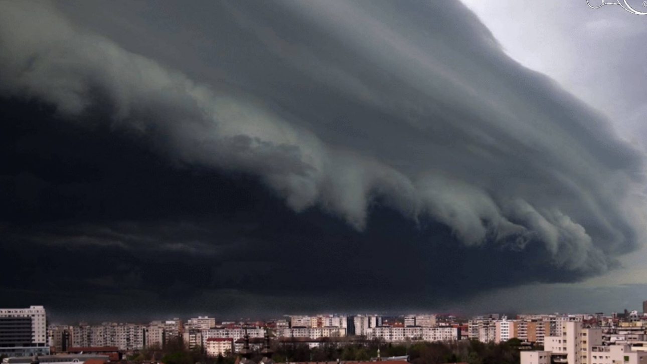 Cod galben de furtună în aproape toată ţara, de sâmbătă până luni! Județele vizate