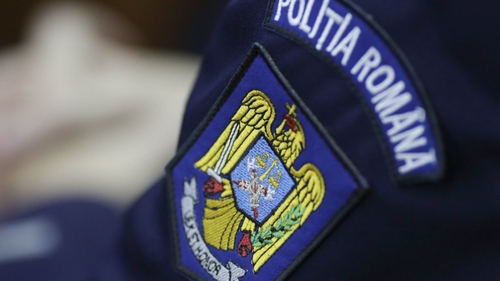 Dialog incredibil între un polițist din București și un puști de 18 ani. Cum a încercat să îl mituiască pe omul legii: „Aoleu, și ăștia ce sunt? 200 de lei?”