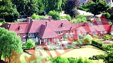 Printul Andrew a primit un cadou de 3,7 milioane de euro