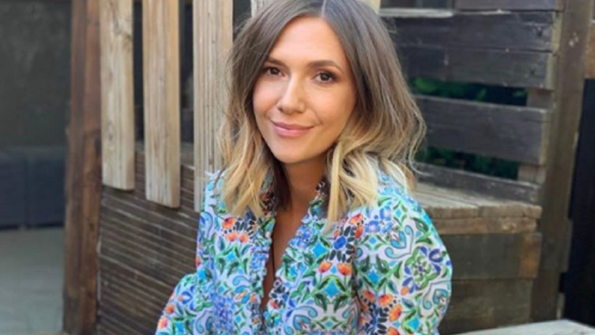 Adela Popescu, schimbare radicală de look. Cum arată vedeta, după ce s-a tuns scurt și a ales o altă culoare a părului