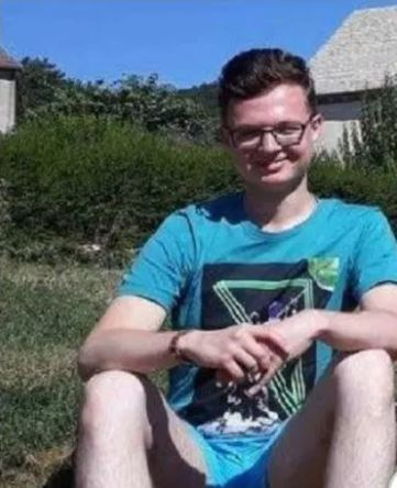 A murit Rareș Diaconu, elevul olimpic din Vaslui care se lupta cu o boală teribilă. Mesajul emoționant al fostei sale diriginte