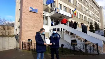 Un bărbat din Iași a găsit 5.000 de euro și i-a returnat. Cum a fost recompensat 