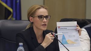 Gabriela Firea continuă cruciada închiderii școlilor: „Rapiditatea cu care se poate răspândi un virus e imensă”