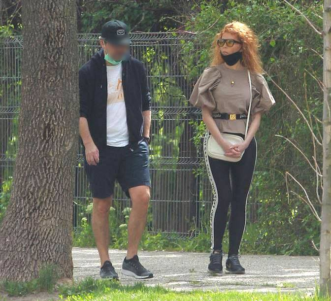 Mădălina Dorobanțu se relaxează alături de un tânăr