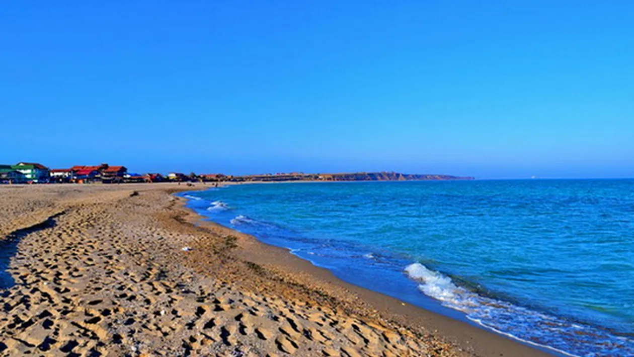 Mergi, maine, in Vama? Ce se intampla in aceste momente cu plaja de la Expirat