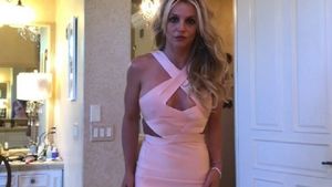 A făcut furori într-un costum minuscul! Ce a lăsat la vedere Britney Spears care în ultimii ani s-a luptat cu kilogramele în plus
