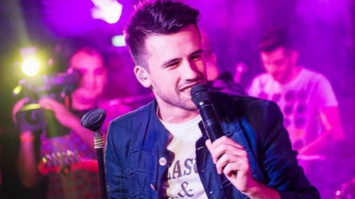 Cauti si nu gasesti ce vrei! Cum arata o repriza de shopping cu Florin Ristei! Ce a patit cantaretul intr-un magazin din mall!