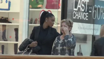 Laurette si mama ei au o relatie speciala! Parca sunt cele mai bune prietene! Ce PROBLEMA a scos-o din minti pe mulatra!