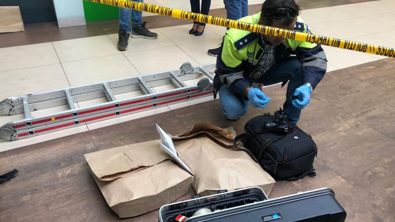 Spargere ca-n filme la o casă de schimb valutar! Hoții au fugit cu 160.000 de euro