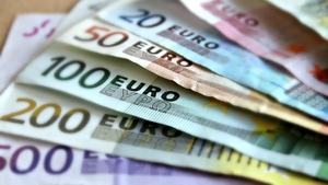 Jobul care îi atrage pe tineri ca un magnet. Nu cere facultate și oferă luni întregi libere